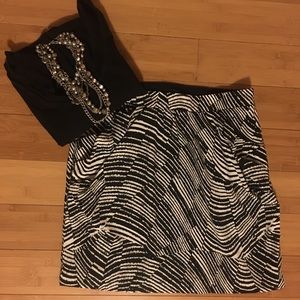 Black and white pattern skirt